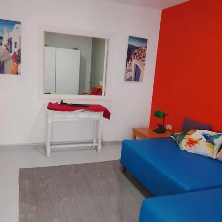 Rent Vacancy Arcoiris *